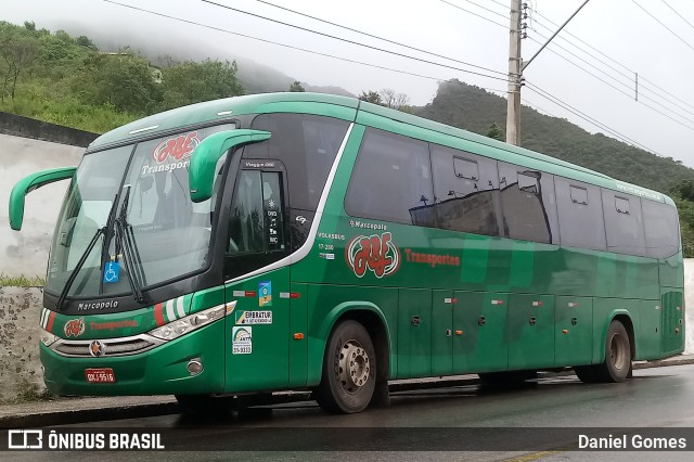 RRE Transportes 9516 na cidade de Ouro Preto, Minas Gerais, Brasil, por Daniel Gomes. ID da foto: 6597909.