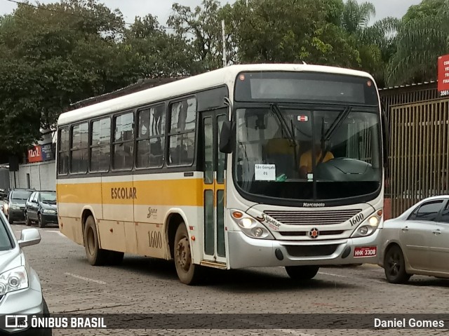 Siguitur Transporte Escolar 1600 na cidade de Itabirito, Minas Gerais, Brasil, por Daniel Gomes. Número da foto: #6597730.