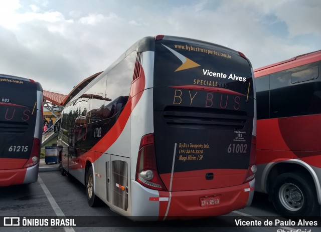 By Bus Transportes Ltda 61002 na cidade de Aparecida, São Paulo, Brasil, por Vicente de Paulo Alves. Número da foto: #6600584.
