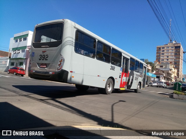 Viação Centro Oeste 392 na cidade de Santiago, Rio Grande do Sul, Brasil, por Mauricio Lopes. ID da foto: 6601407.