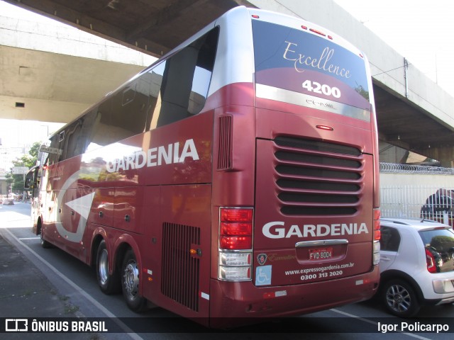 Expresso Gardenia 4200 na cidade de Belo Horizonte, Minas Gerais, Brasil, por Igor Policarpo. Número da foto: #6606969.