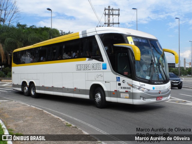 Empresa Cruz 22714 na cidade de São Paulo, São Paulo, Brasil, por Marco Aurélio de Oliveira. ID da foto: 6546798.