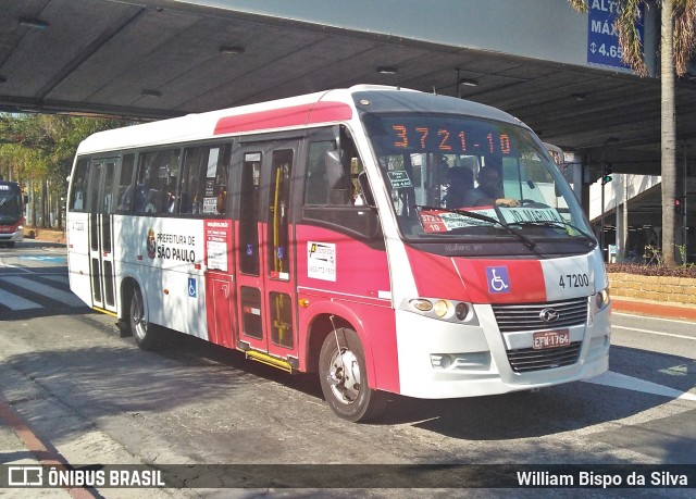 Pêssego Transportes 4 7200 na cidade de São Paulo, São Paulo, Brasil, por William Bispo da Silva. ID da foto: 6608487.