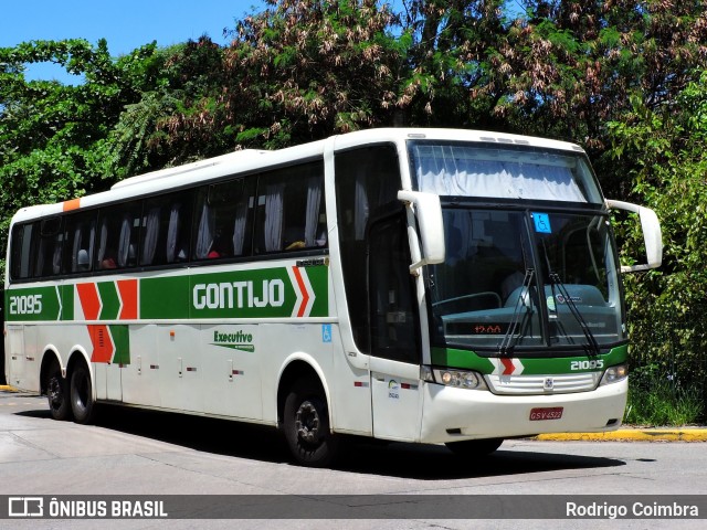 Empresa Gontijo de Transportes 21095 na cidade de São Paulo, São Paulo, Brasil, por Rodrigo Coimbra. ID da foto: 6609630.