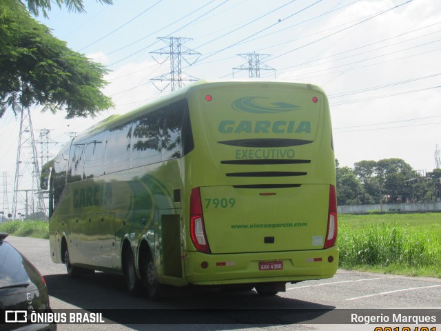 Viação Garcia 7909 na cidade de São José dos Campos, São Paulo, Brasil, por Rogerio Marques. ID da foto: 6611588.