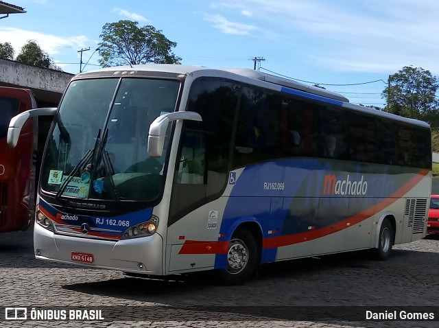 Transportes Machado RJ 162.068 na cidade de Ouro Preto, Minas Gerais, Brasil, por Daniel Gomes. ID da foto: 6548623.