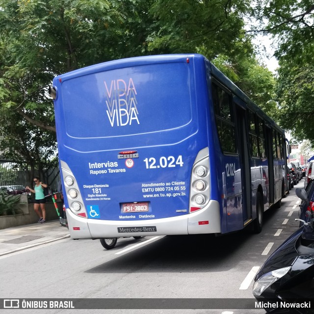 Auto Viação Bragança Metropolitana > Viação Raposo Tavares 12.024 na cidade de São Paulo, São Paulo, Brasil, por Michel Nowacki. Número da foto: #6551870.