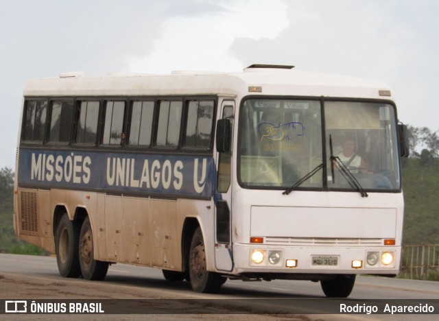 Ônibus Particulares MQU-3510 na cidade de Conselheiro Lafaiete, Minas Gerais, Brasil, por Rodrigo  Aparecido. Número da foto: #6551375.