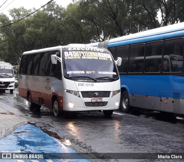 Cooperativas de Transporte Executivo EXE-13138 na cidade de Manaus, Amazonas, Brasil, por Maria Clara. Número da foto: #6553355.