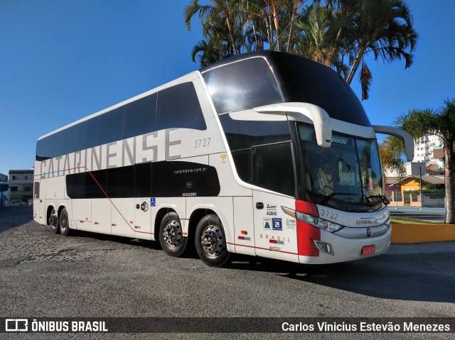 Auto Viação Catarinense 3727 na cidade de Balneário Camboriú, Santa Catarina, Brasil, por Carlos Vinicius Estevão Menezes. ID da foto: 6556713.