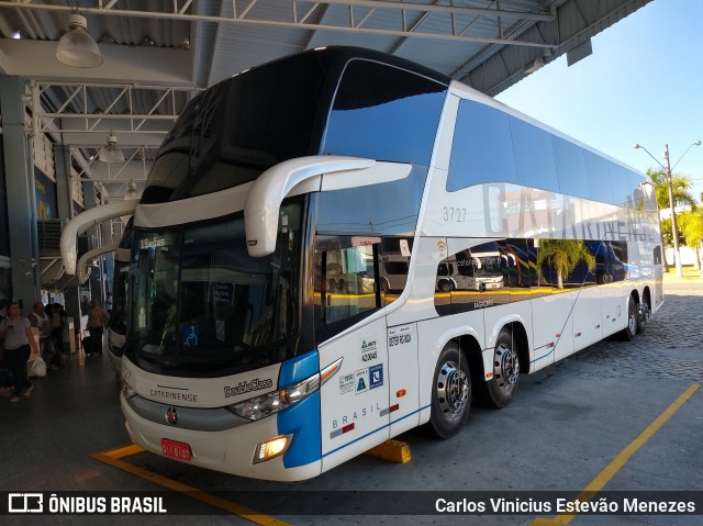 Auto Viação Catarinense 3727 na cidade de Balneário Camboriú, Santa Catarina, Brasil, por Carlos Vinicius Estevão Menezes. ID da foto: 6556712.