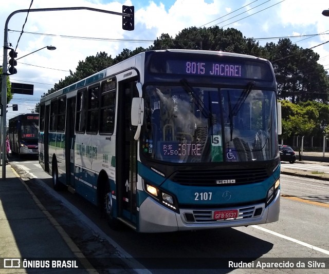 Viação Jacareí 2107 na cidade de Mogi das Cruzes, São Paulo, Brasil, por Rudnei Aparecido da Silva. Número da foto: #6555837.