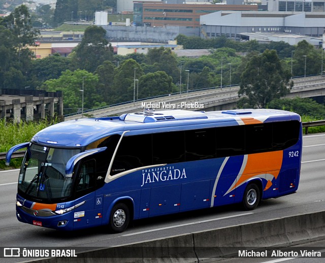 Transportes Jangada 9242 na cidade de Barueri, São Paulo, Brasil, por Michael  Alberto Vieira. Número da foto: #6555722.