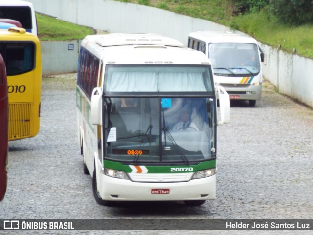 Empresa Gontijo de Transportes 20070 na cidade de Ouro Preto, Minas Gerais, Brasil, por Helder José Santos Luz. ID da foto: 6557881.