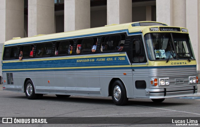 Ônibus Particulares 7096 na cidade de São Paulo, São Paulo, Brasil, por Lucas Lima. ID da foto: 6613076.