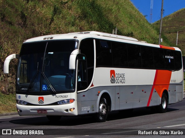 Viação Cidade do Aço RJ 174.067 na cidade de Piraí, Rio de Janeiro, Brasil, por Rafael da Silva Xarão. Número da foto: #6640020.
