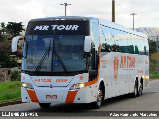 MR Tour 0002 na cidade de Belo Horizonte, Minas Gerais, Brasil, por Adão Raimundo Marcelino. ID da foto: 6639897.