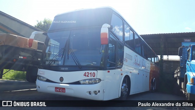 Fabinho Turismo 4210 na cidade de Pedro Leopoldo, Minas Gerais, Brasil, por Paulo Alexandre da Silva. ID da foto: 6642722.