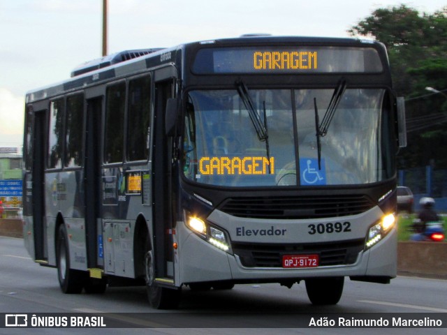 Bettania Ônibus 30892 na cidade de Belo Horizonte, Minas Gerais, Brasil, por Adão Raimundo Marcelino. Número da foto: #6644878.