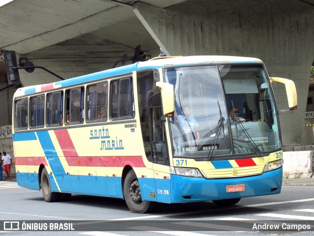 Santa Maria 371 na cidade de Belo Horizonte, Minas Gerais, Brasil, por Andrew Campos. ID da foto: 6648010.