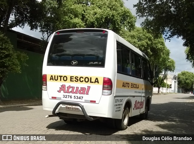 Auto Escola Atual 9705 na cidade de Governador Valadares, Minas Gerais, Brasil, por Douglas Célio Brandao. ID da foto: 6651006.