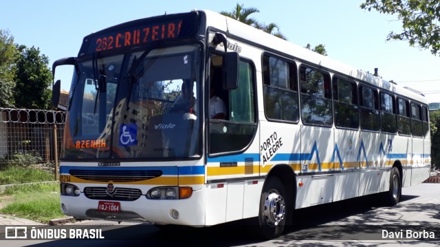 Trevo Transportes Coletivos 1214 na cidade de Porto Alegre, Rio Grande do Sul, Brasil, por Davi Borba. Número da foto: #6648878.