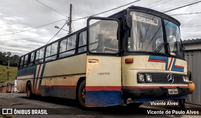 Ônibus Particulares 5444 na cidade de Matozinhos, Minas Gerais, Brasil, por Vicente de Paulo Alves. ID da foto: 6648121.