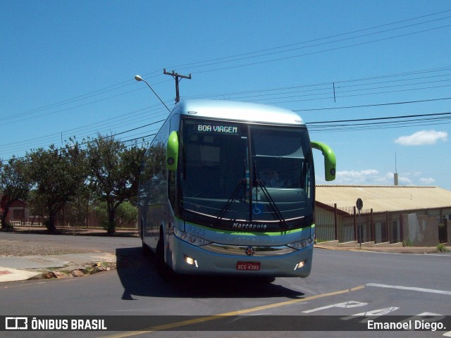 Viação Garcia 8225 na cidade de Apucarana, Paraná, Brasil, por Emanoel Diego.. Número da foto: #6651749.