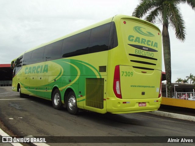 Viação Garcia 7309 na cidade de Londrina, Paraná, Brasil, por Almir Alves. ID da foto: 6654117.