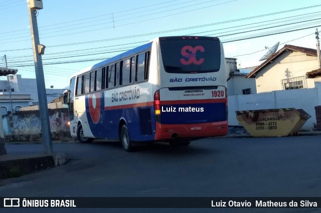 Viação São Cristóvão 1920 na cidade de Santo Antônio do Monte, Minas Gerais, Brasil, por Luiz Otavio Matheus da Silva. ID da foto: 6652970.