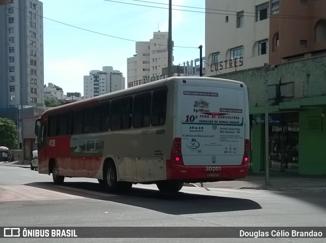 Expresso Luziense > Territorial Com. Part. e Empreendimentos 30201 na cidade de Belo Horizonte, Minas Gerais, Brasil, por Douglas Célio Brandao. Número da foto: #6657032.