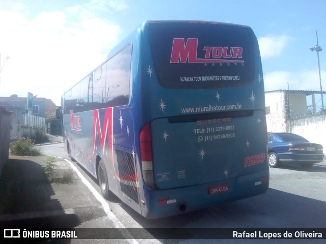 Muralha Tour Transportes e Turismo 1100 na cidade de São Paulo, São Paulo, Brasil, por Rafael Lopes de Oliveira. Número da foto: #6658204.