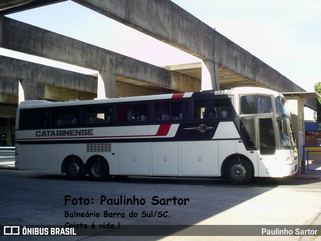 Auto Viação Catarinense 9536 na cidade de Curitiba, Paraná, Brasil, por Paulinho Sartor. ID da foto: 6658628.