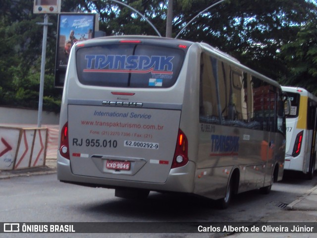 Transpak Turismo RJ 955.010 na cidade de Rio de Janeiro, Rio de Janeiro, Brasil, por Carlos Alberto de Oliveira Júnior. ID da foto: 6661991.