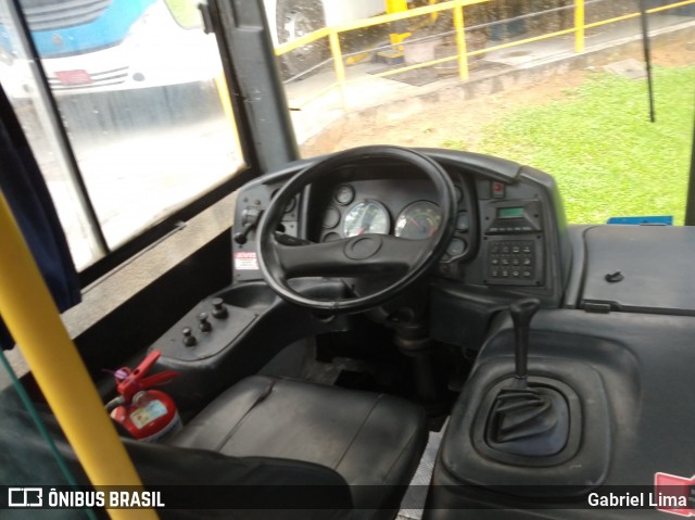 Transportadora Globo 271 na cidade de Recife, Pernambuco, Brasil, por Gabriel Lima. Número da foto: #6662159.