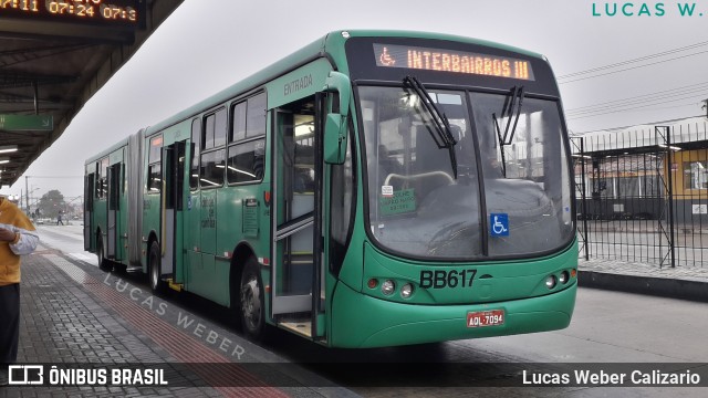 Transporte Coletivo Glória BB617 na cidade de Curitiba, Paraná, Brasil, por Lucas Weber Calizario. ID da foto: 6661126.