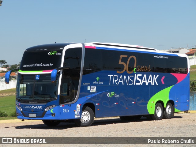 Trans Isaak Turismo 1925 na cidade de Curitiba, Paraná, Brasil, por Paulo Roberto Chulis. Número da foto: #6662402.
