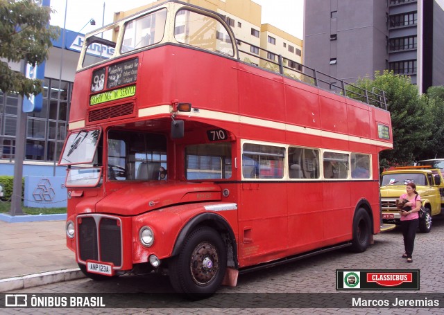 Ônibus Particulares RM1571 na cidade de São Marcos, Rio Grande do Sul, Brasil, por Marcos Jeremias. ID da foto: 6664157.