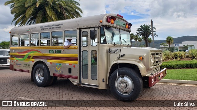 Ônibus Particulares 0328 na cidade de Nova Lima, Minas Gerais, Brasil, por Luiz Silva. Número da foto: #6663246.