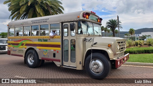 Ônibus Particulares 0328 na cidade de Nova Lima, Minas Gerais, Brasil, por Luiz Silva. ID da foto: 6663246.