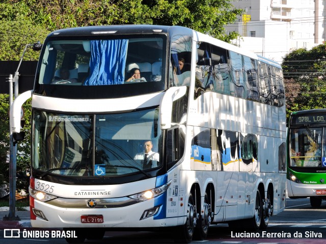 Auto Viação Catarinense 3525 na cidade de São Paulo, São Paulo, Brasil, por Luciano Ferreira da Silva. Número da foto: #6664924.