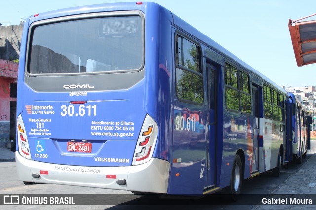 Empresa de Ônibus Vila Galvão 30.611 na cidade de Itaquaquecetuba, São Paulo, Brasil, por Gabriel Moura. ID da foto: 6670945.