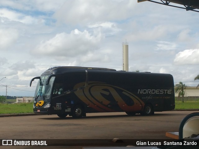 Expresso Nordeste 5285 na cidade de Campo Mourão, Paraná, Brasil, por Gian Lucas  Santana Zardo. ID da foto: 6674417.