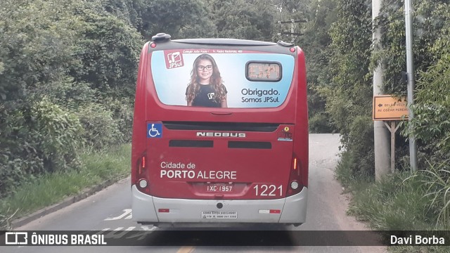 Trevo Transportes Coletivos 1221 na cidade de Porto Alegre, Rio Grande do Sul, Brasil, por Davi Borba. Número da foto: #6677501.