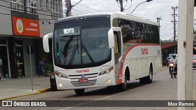 Empresa de Transporte Coletivo Viamão 8295 na cidade de Viamão, Rio Grande do Sul, Brasil, por Max Ramos. Número da foto: #6677816.