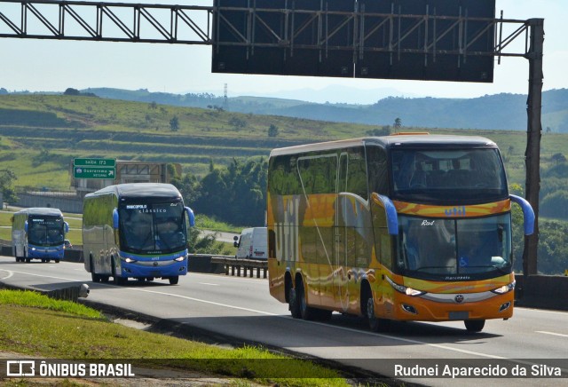 UTIL - União Transporte Interestadual de Luxo 11912 na cidade de Jacareí, São Paulo, Brasil, por Rudnei Aparecido da Silva. Número da foto: #6677914.