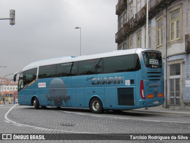 Ônibus Particulares 145 na cidade de Porto, Porto, Portugal, por Tarcisio Rodrigues da Silva. Número da foto: #6677311.