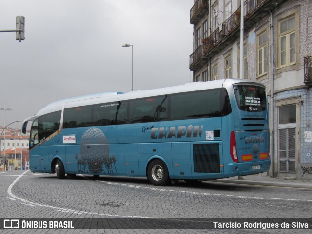 Ônibus Particulares 145 na cidade de Porto, Porto, Portugal, por Tarcisio Rodrigues da Silva. ID da foto: 6677311.