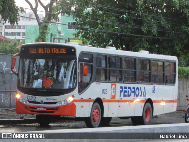 Empresa Pedrosa 022 na cidade de Recife, Pernambuco, Brasil, por Gabriel Lima. ID da foto: 6680062.