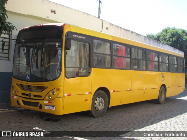 Ônibus Particulares 5D07 na cidade de Porciúncula, Rio de Janeiro, Brasil, por Christian  Fortunato. ID da foto: 6679466.